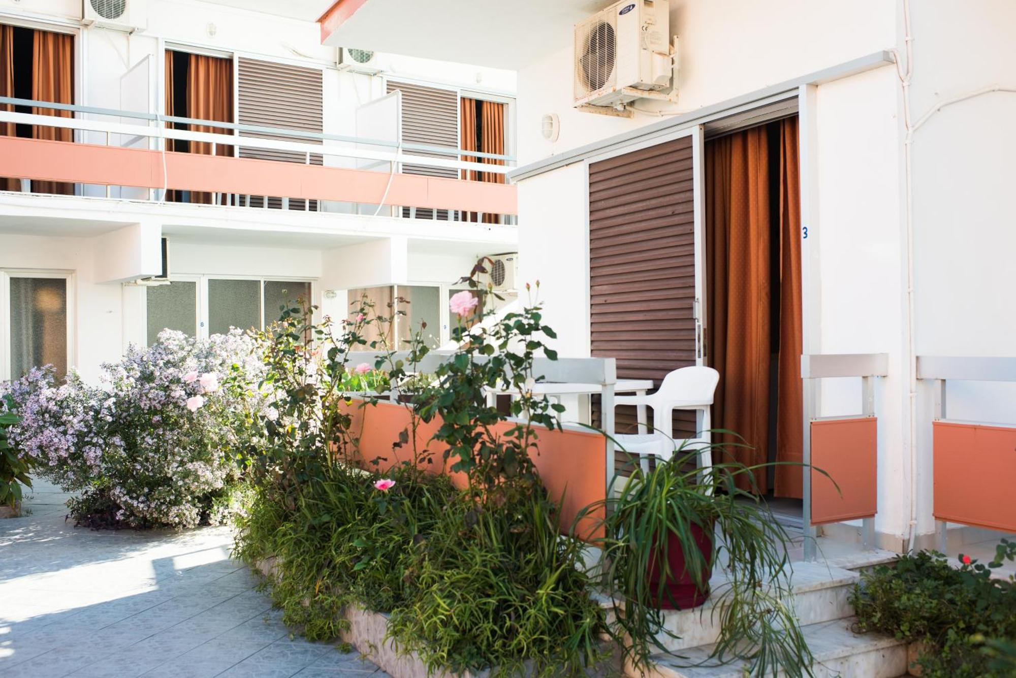 Sunlight Hotel Benitses  Exterior photo